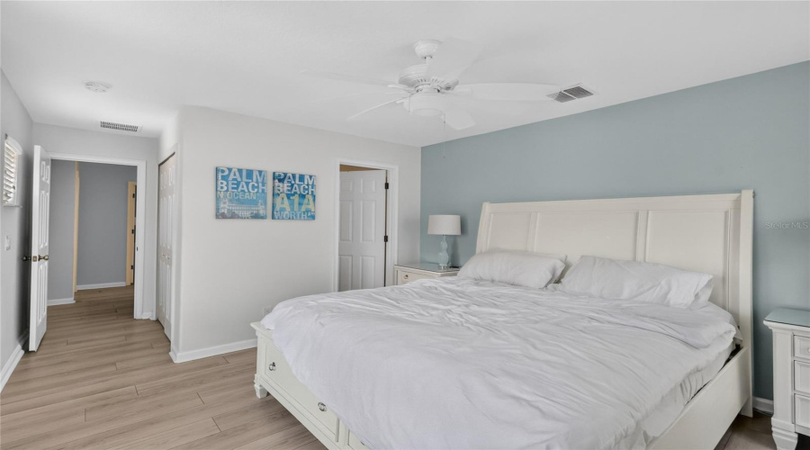 Davenport, Florida 33837, 6 Bedroom Bedrooms, ,4 Bathroombathrooms,Residential,For Sale,Orange Cosmos,0,Mfro6438727