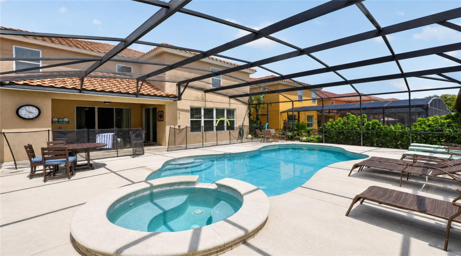 Davenport, Florida 33837, 6 Bedroom Bedrooms, ,4 Bathroombathrooms,Residential,For Sale,Orange Cosmos,0,Mfro6438727