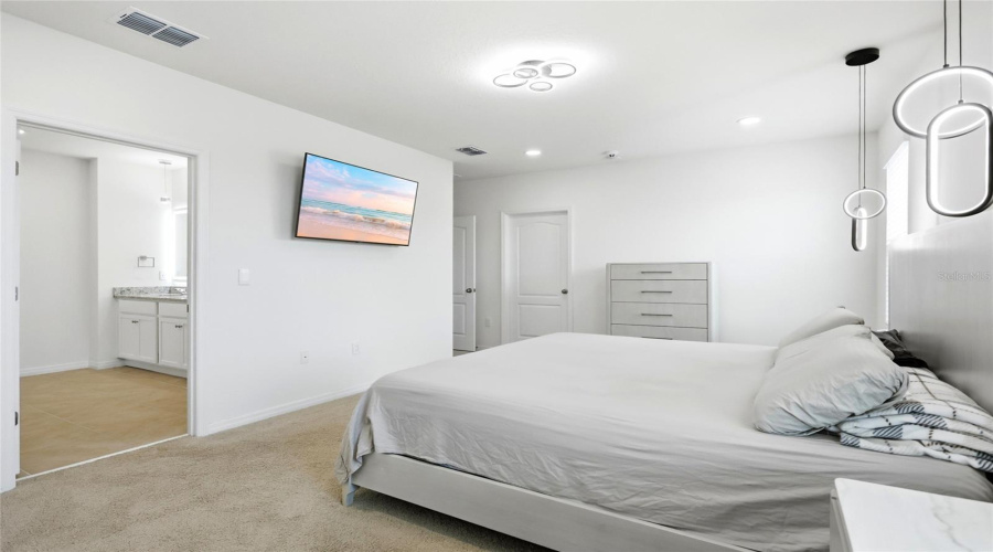 Davenport, Florida 33837, 5 Bedroom Bedrooms, ,3 Bathroombathrooms,Residential,For Sale,Moulin,0,Mfrs5156839