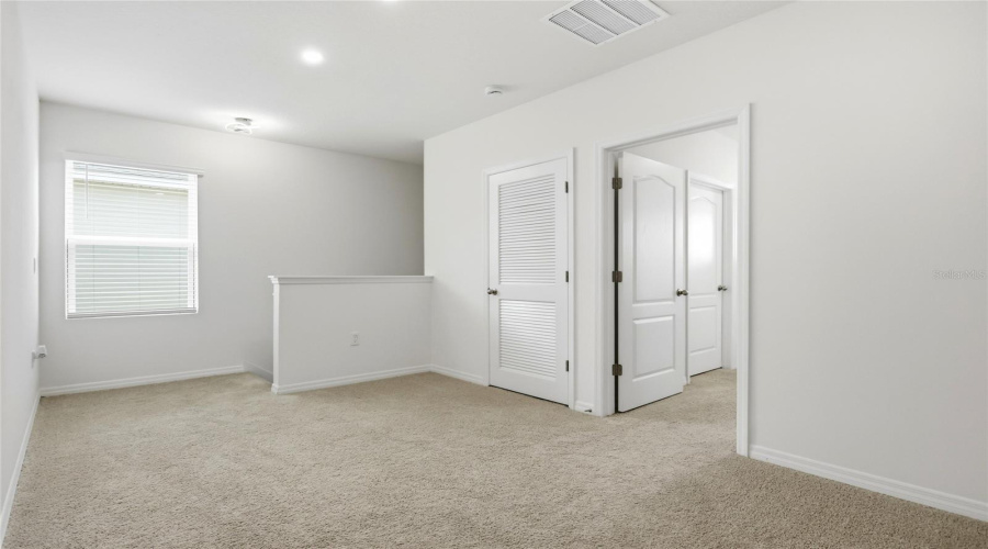 Davenport, Florida 33837, 5 Bedroom Bedrooms, ,3 Bathroombathrooms,Residential,For Sale,Moulin,0,Mfrs5156839