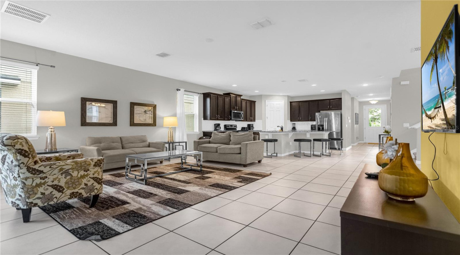 Kissimmee, Florida 34747, 7 Bedroom Bedrooms, ,6 Bathroombathrooms,Residential,For Sale,Flamingo Key,0,Mfro6438814