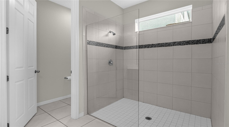 Kissimmee, Florida 34747, 7 Bedroom Bedrooms, ,6 Bathroombathrooms,Residential,For Sale,Flamingo Key,0,Mfro6438814