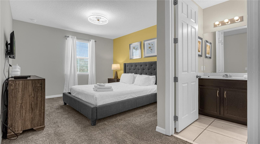 Kissimmee, Florida 34747, 7 Bedroom Bedrooms, ,6 Bathroombathrooms,Residential,For Sale,Flamingo Key,0,Mfro6438814