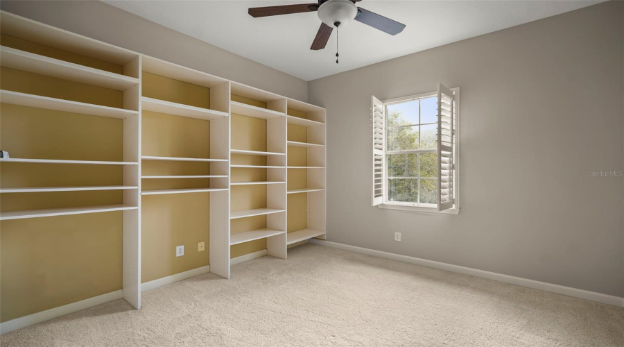 Davenport, Florida 33837, 4 Bedroom Bedrooms, ,3 Bathroombathrooms,Residential,For Sale,Lake Side,0,Mfro6438539