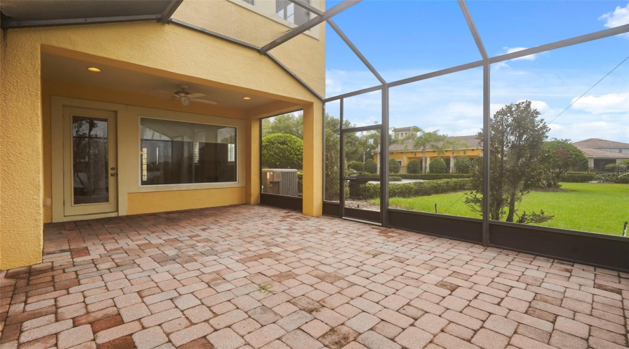 Davenport, Florida 33837, 4 Bedroom Bedrooms, ,3 Bathroombathrooms,Residential,For Sale,Lake Side,0,Mfro6438539