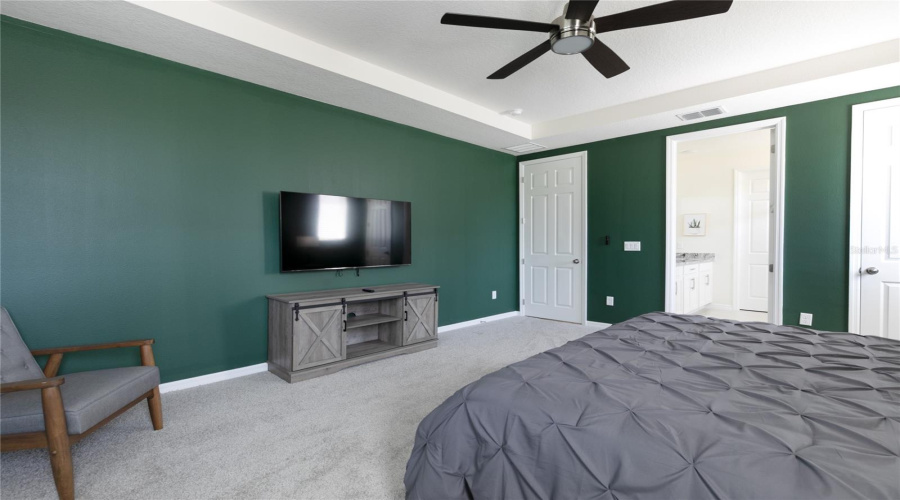 Kissimmee, Florida 34747, 7 Bedroom Bedrooms, ,6 Bathroombathrooms,Residential,For Sale,Fleming Mist,0,Mfro6380670