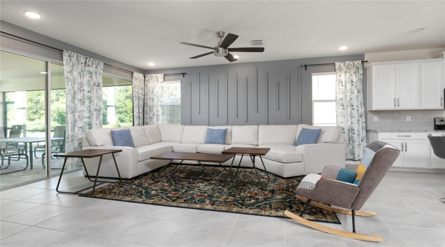 Kissimmee, Florida 34747, 7 Bedroom Bedrooms, ,6 Bathroombathrooms,Residential,For Sale,Fleming Mist,0,Mfro6380670
