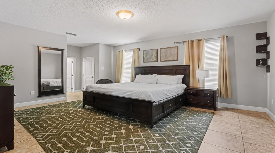 Davenport, Florida 33837, 5 Bedroom Bedrooms, ,4 Bathroombathrooms,Residential,For Sale,Oak Tree,0,Mfrtb8526534