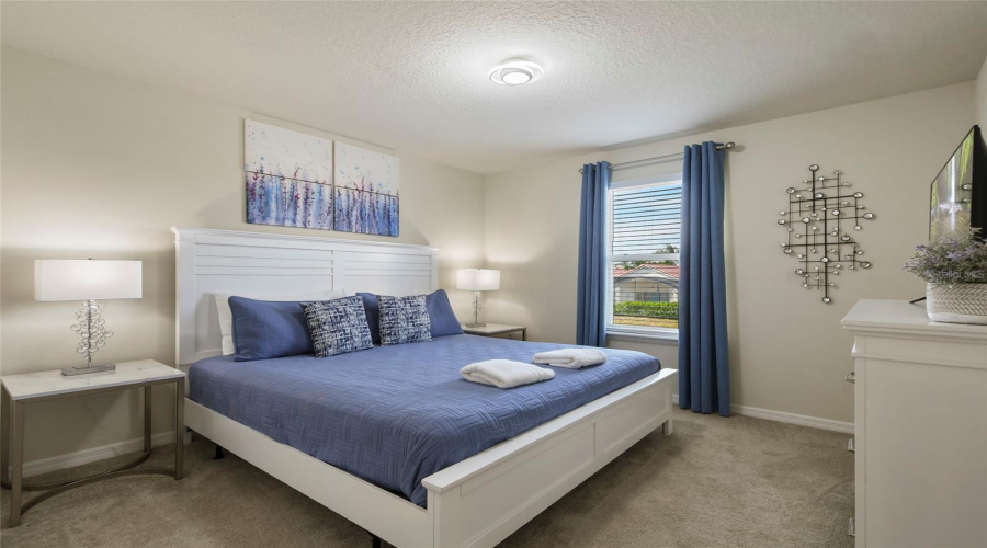 Davenport, Florida 33897, 7 Bedroom Bedrooms, ,5 Bathroombathrooms,Residential,For Sale,Lana,0,Mfro6373685