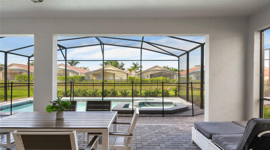 Davenport, Florida 33897, 7 Bedroom Bedrooms, ,5 Bathroombathrooms,Residential,For Sale,Lana,0,Mfro6373685
