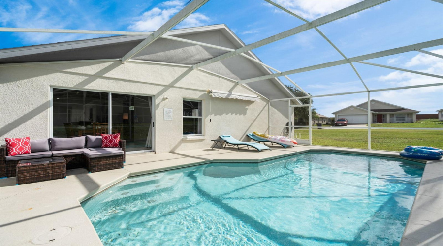 Davenport, Florida 33897, 4 Bedroom Bedrooms, ,2 Bathroombathrooms,Residential,For Sale,Hillside,0,Mfro6438983
