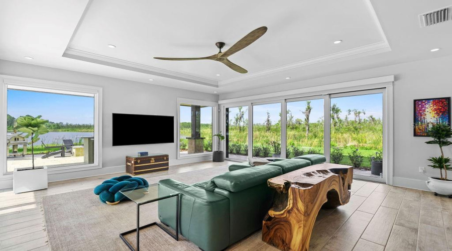 Orlando, Florida 32836, 4 Bedroom Bedrooms, ,5 Bathroombathrooms,Residential,For Sale,Charles E Limpus,0,Mfro6439002