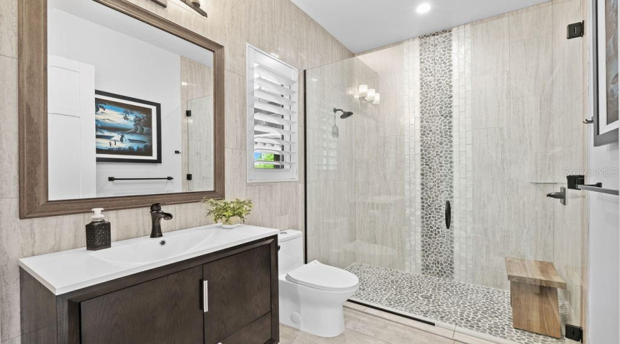 Orlando, Florida 32836, 4 Bedroom Bedrooms, ,5 Bathroombathrooms,Residential,For Sale,Charles E Limpus,0,Mfro6439002