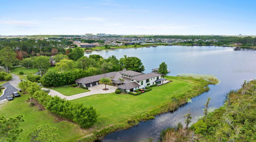 Orlando, Florida 32836, 4 Bedroom Bedrooms, ,5 Bathroombathrooms,Residential,For Sale,Charles E Limpus,0,Mfro6439002