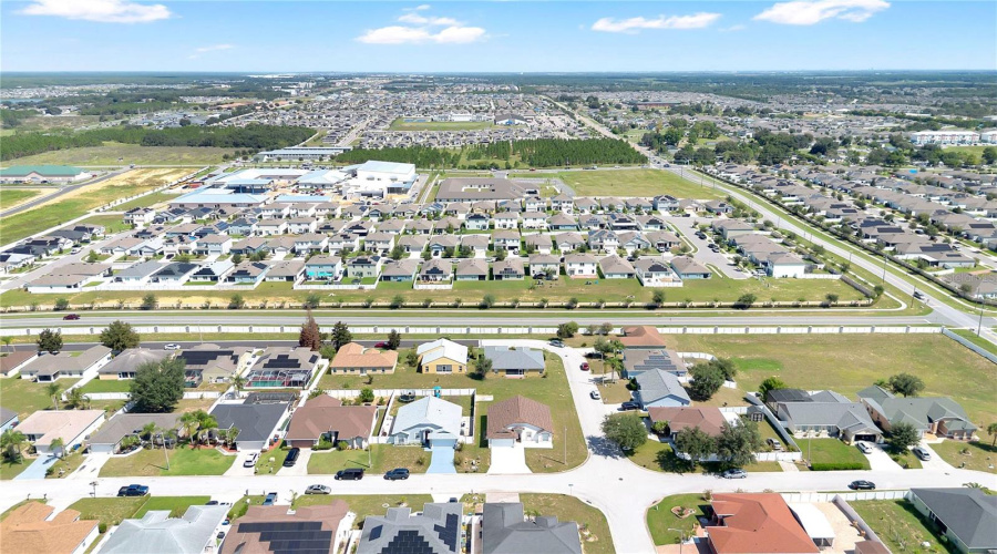 Davenport, Florida 33837, 3 Bedroom Bedrooms, ,2 Bathroombathrooms,Residential,For Sale,Windridge,0,Mfro6438356