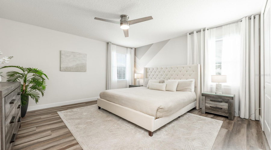 Four Of The Upstairs Bedrooms Feature Private En Suite Baths. Bedroom 3