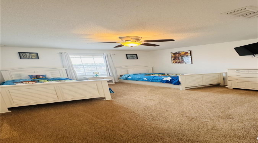 Kissimmee, Florida 34747, 4 Bedroom Bedrooms, ,3 Bathroombathrooms,Residential,For Sale,Beach Palm,0,Mfro6438535