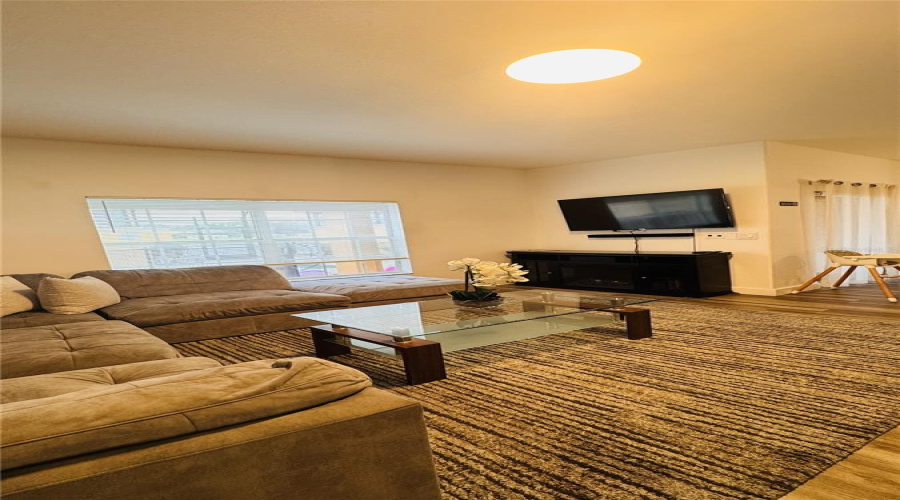 Kissimmee, Florida 34747, 4 Bedroom Bedrooms, ,3 Bathroombathrooms,Residential,For Sale,Beach Palm,0,Mfro6438535