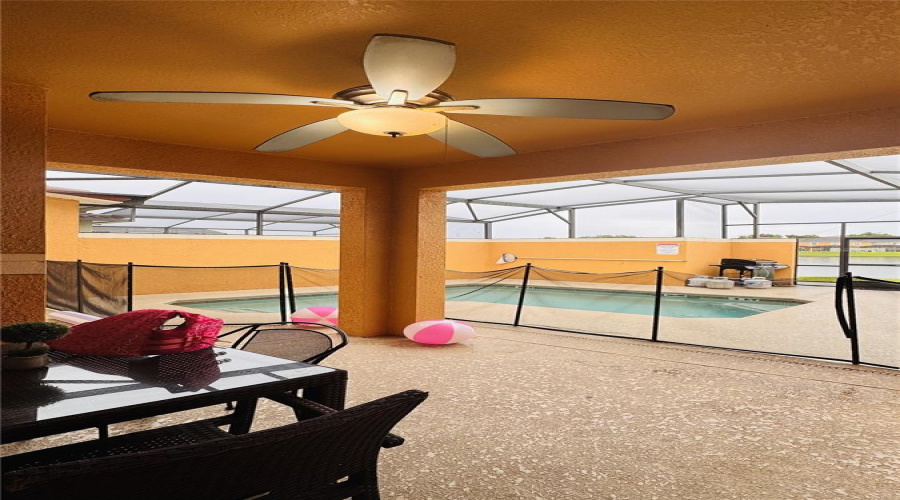 Kissimmee, Florida 34747, 4 Bedroom Bedrooms, ,3 Bathroombathrooms,Residential,For Sale,Beach Palm,0,Mfro6438535