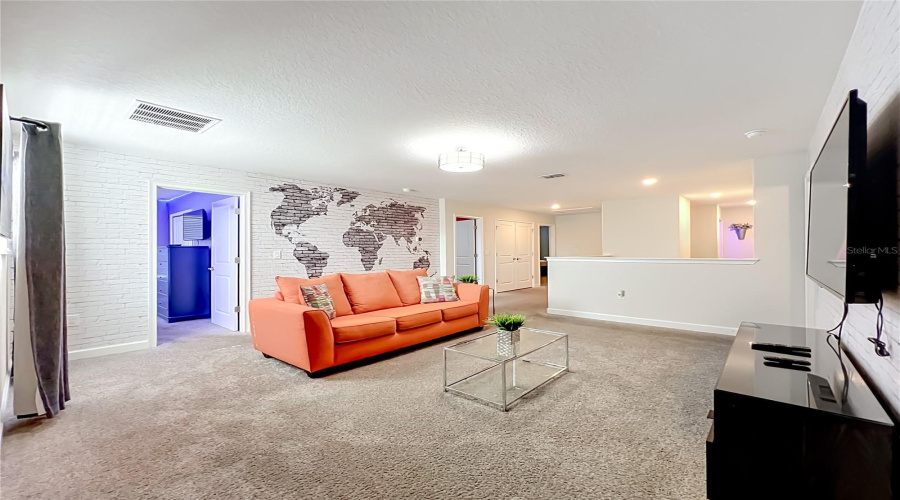 Davenport, Florida 33896, 8 Bedroom Bedrooms, ,5 Bathroombathrooms,Residential,For Sale,Rolling Fairway,0,Mfrs5149917