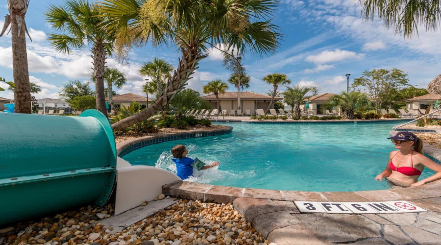 Davenport, Florida 33896, 8 Bedroom Bedrooms, ,5 Bathroombathrooms,Residential,For Sale,Rolling Fairway,0,Mfrs5149917