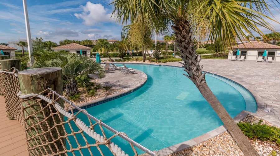 Davenport, Florida 33896, 8 Bedroom Bedrooms, ,5 Bathroombathrooms,Residential,For Sale,Rolling Fairway,0,Mfrs5149917