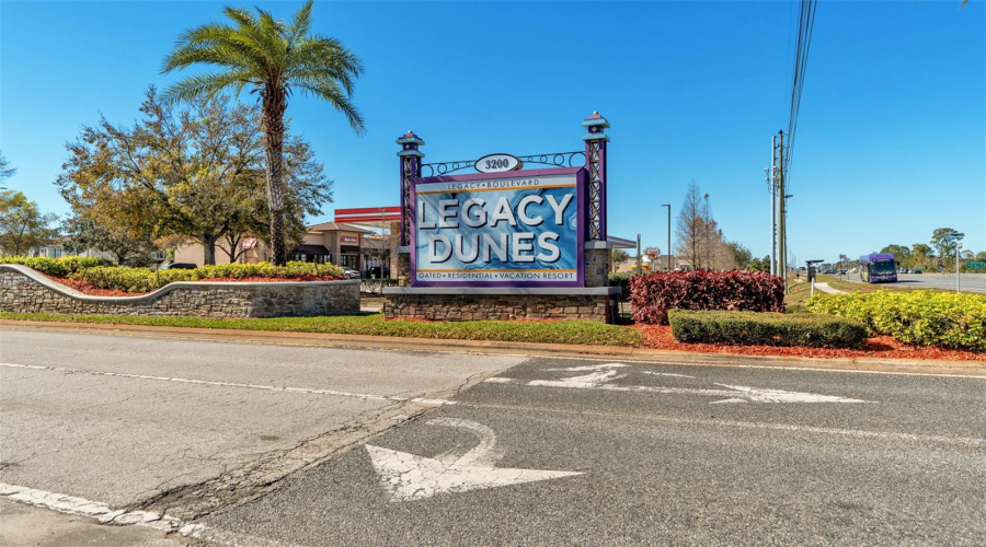 Kissimmee, Florida 34747, 2 Bedroom Bedrooms, ,2 Bathroombathrooms,Residential,For Sale,Legacy,0,Mfrl4964774