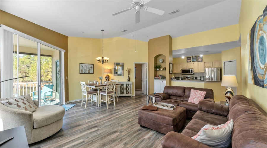 Kissimmee, Florida 34747, 2 Bedroom Bedrooms, ,2 Bathroombathrooms,Residential,For Sale,Legacy,0,Mfrl4964774