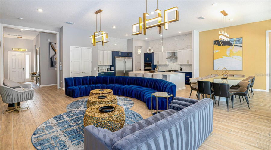 Davenport, Florida 33837, 11 Bedroom Bedrooms, ,11 Bathroombathrooms,Residential,For Sale,Oak Blossom,0,Mfro6437406
