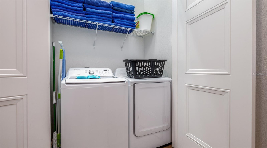 Davenport, Florida 33837, 11 Bedroom Bedrooms, ,11 Bathroombathrooms,Residential,For Sale,Oak Blossom,0,Mfro6437406