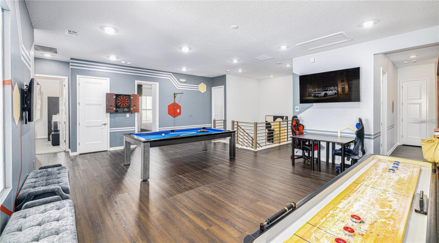 Davenport, Florida 33837, 11 Bedroom Bedrooms, ,11 Bathroombathrooms,Residential,For Sale,Oak Blossom,0,Mfro6437406