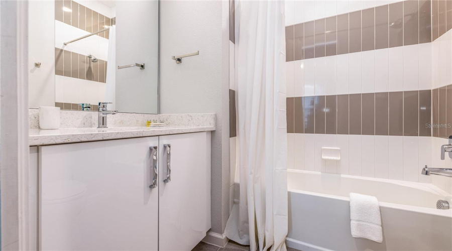 Davenport, Florida 33837, 11 Bedroom Bedrooms, ,11 Bathroombathrooms,Residential,For Sale,Oak Blossom,0,Mfro6437406