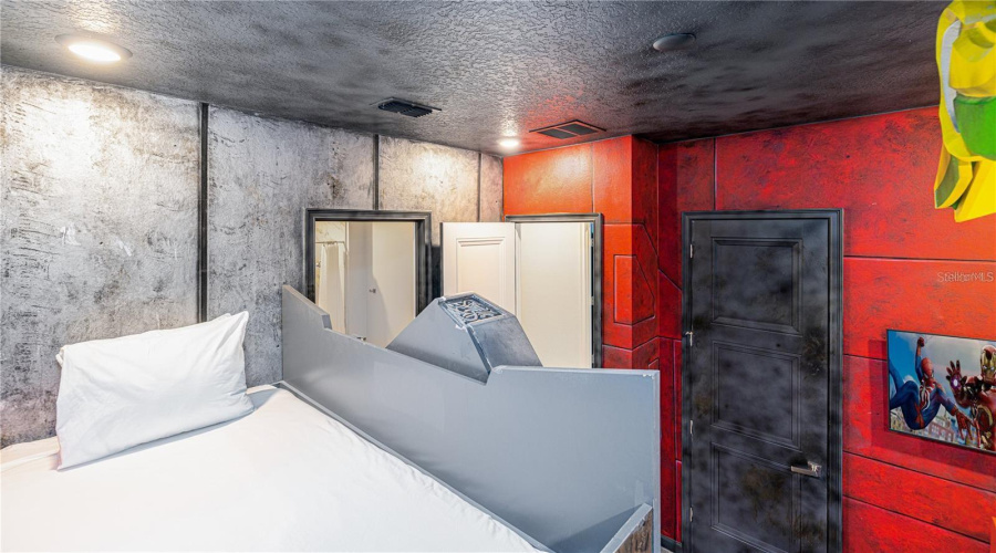 Davenport, Florida 33837, 11 Bedroom Bedrooms, ,11 Bathroombathrooms,Residential,For Sale,Oak Blossom,0,Mfro6437406