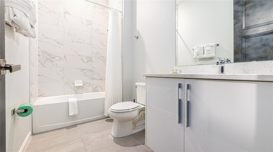 Davenport, Florida 33837, 11 Bedroom Bedrooms, ,11 Bathroombathrooms,Residential,For Sale,Oak Blossom,0,Mfro6437406