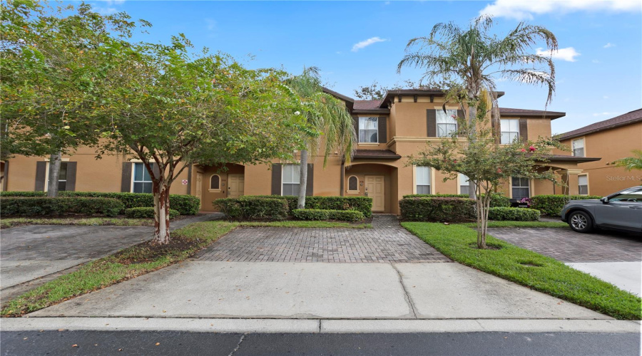 Davenport, Florida 33897, 4 Bedroom Bedrooms, ,3 Bathroombathrooms,Residential,For Sale,Cambria,0,Mfro6438673