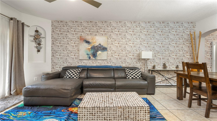 Davenport, Florida 33897, 4 Bedroom Bedrooms, ,3 Bathroombathrooms,Residential,For Sale,Cambria,0,Mfro6438673