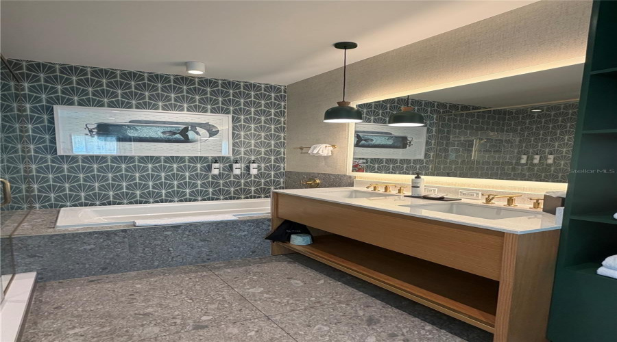 Kissimmee, Florida 34747, 1 Bedroom Bedrooms, ,1 Bathroombathrooms,Residential,For Sale,Sunset Walk,0,Mfrs5153810