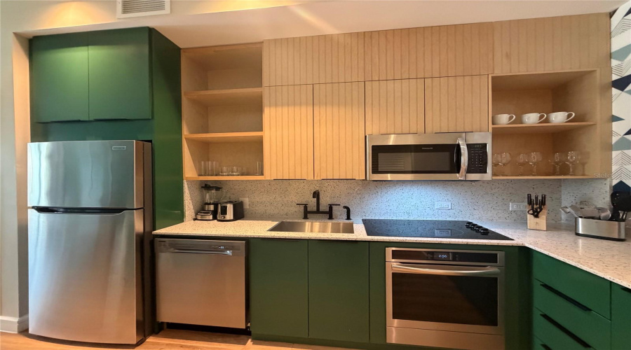 Kissimmee, Florida 34747, 1 Bedroom Bedrooms, ,1 Bathroombathrooms,Residential,For Sale,Sunset Walk,0,Mfrs5153810
