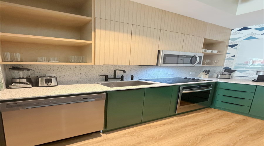 Kissimmee, Florida 34747, 1 Bedroom Bedrooms, ,1 Bathroombathrooms,Residential,For Sale,Sunset Walk,0,Mfrs5153810