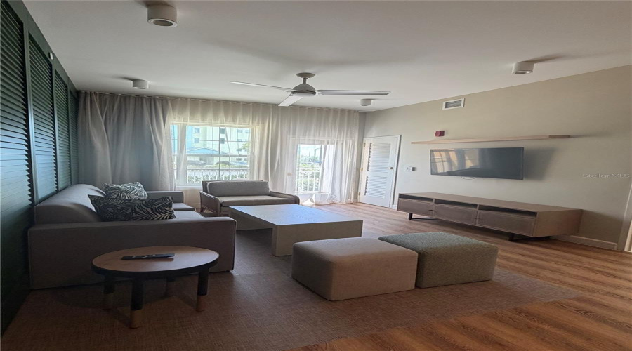 Kissimmee, Florida 34747, 1 Bedroom Bedrooms, ,1 Bathroombathrooms,Residential,For Sale,Sunset Walk,0,Mfrs5153810