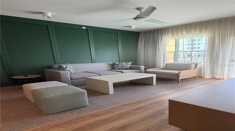 Kissimmee, Florida 34747, 1 Bedroom Bedrooms, ,1 Bathroombathrooms,Residential,For Sale,Sunset Walk,0,Mfrs5153810