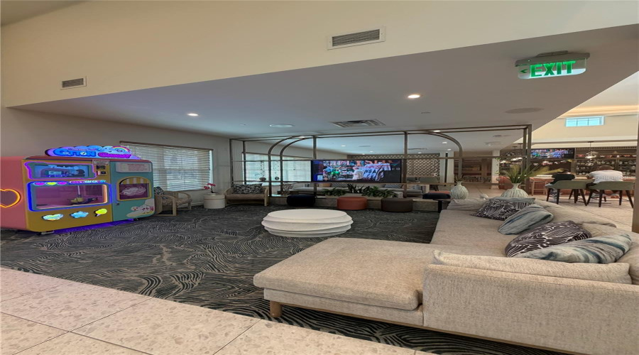 Kissimmee, Florida 34747, 1 Bedroom Bedrooms, ,1 Bathroombathrooms,Residential,For Sale,Sunset Walk,0,Mfrs5153810