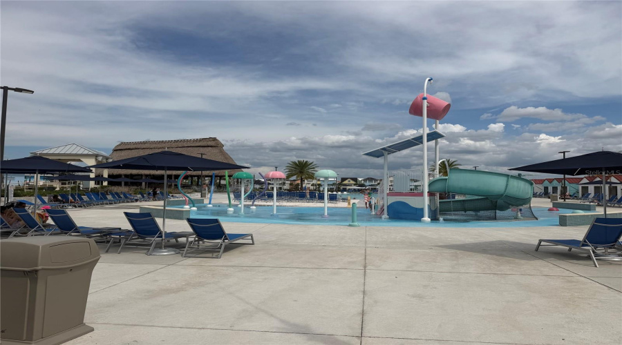 Kissimmee, Florida 34747, 1 Bedroom Bedrooms, ,1 Bathroombathrooms,Residential,For Sale,Sunset Walk,0,Mfrs5153810
