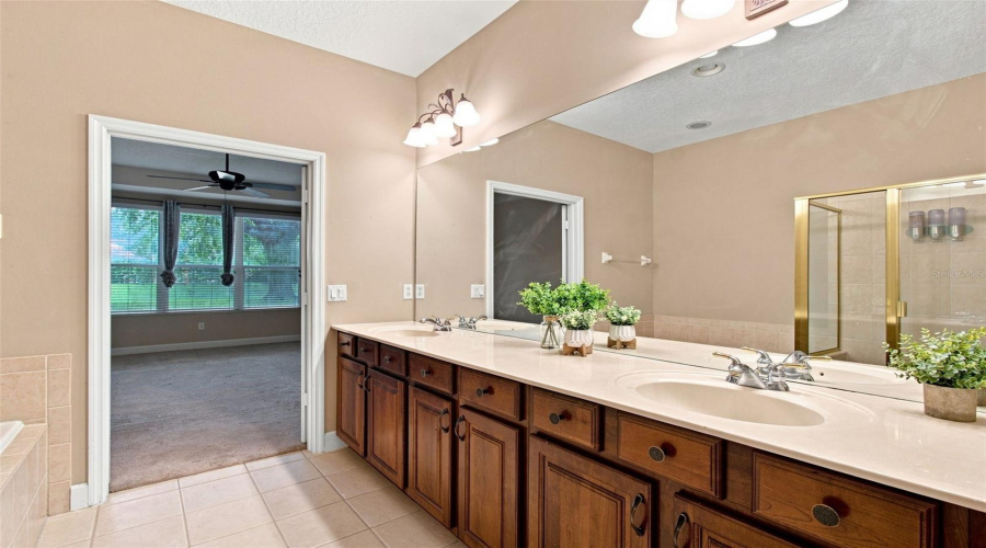 Orlando, Florida 32836, 3 Bedroom Bedrooms, ,2 Bathroombathrooms,Residential,For Sale,Via Bella Notte,0,Mfro6438875