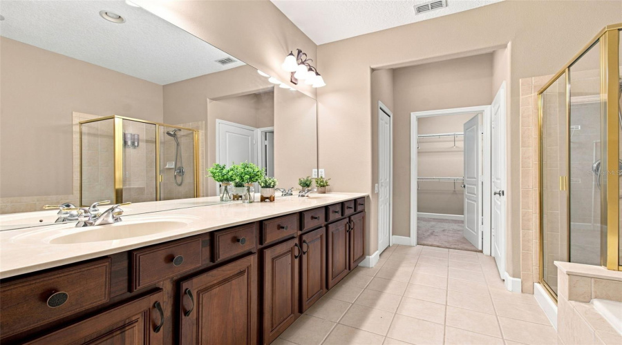 Orlando, Florida 32836, 3 Bedroom Bedrooms, ,2 Bathroombathrooms,Residential,For Sale,Via Bella Notte,0,Mfro6438875