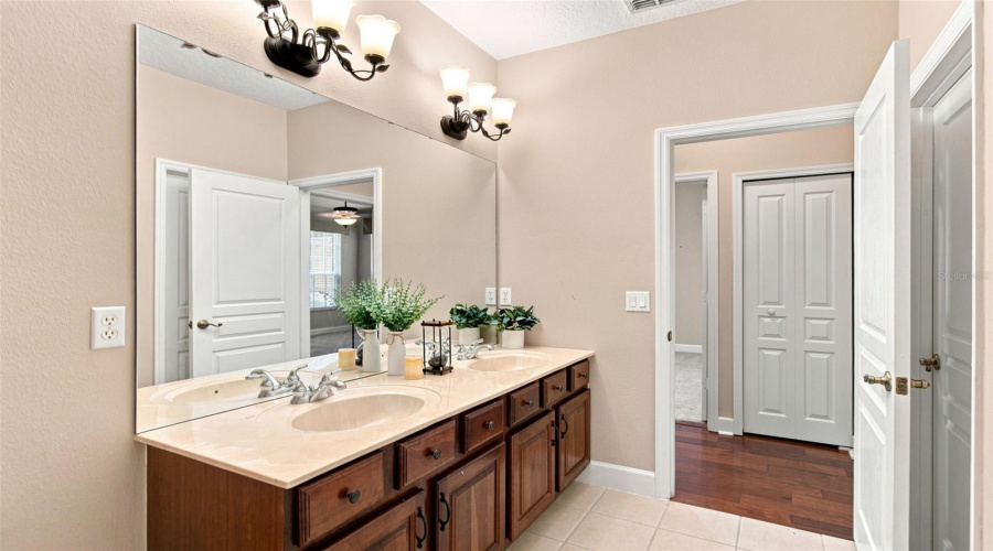 Orlando, Florida 32836, 3 Bedroom Bedrooms, ,2 Bathroombathrooms,Residential,For Sale,Via Bella Notte,0,Mfro6438875