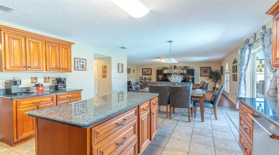 Davenport, Florida 33897, 5 Bedroom Bedrooms, ,3 Bathroombathrooms,Residential,For Sale,Samuel,0,Mfrl4961846