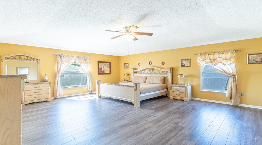 Davenport, Florida 33897, 5 Bedroom Bedrooms, ,3 Bathroombathrooms,Residential,For Sale,Samuel,0,Mfrl4961846