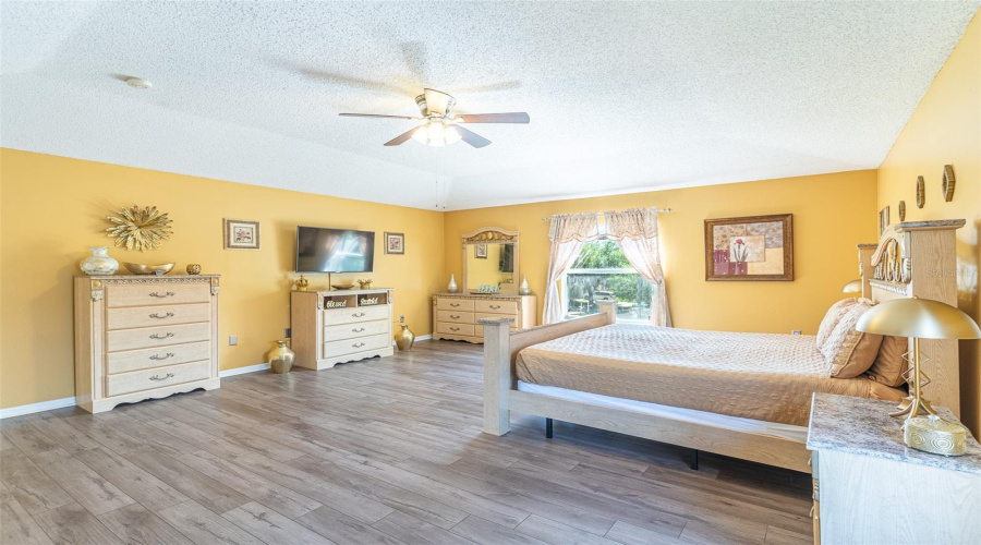 Davenport, Florida 33897, 5 Bedroom Bedrooms, ,3 Bathroombathrooms,Residential,For Sale,Samuel,0,Mfrl4961846