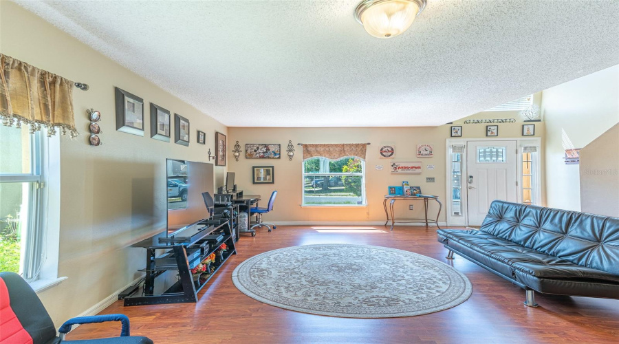 Davenport, Florida 33897, 5 Bedroom Bedrooms, ,3 Bathroombathrooms,Residential,For Sale,Samuel,0,Mfrl4961846